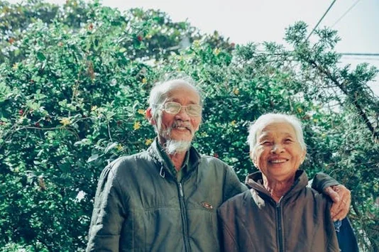 elderly couple happy