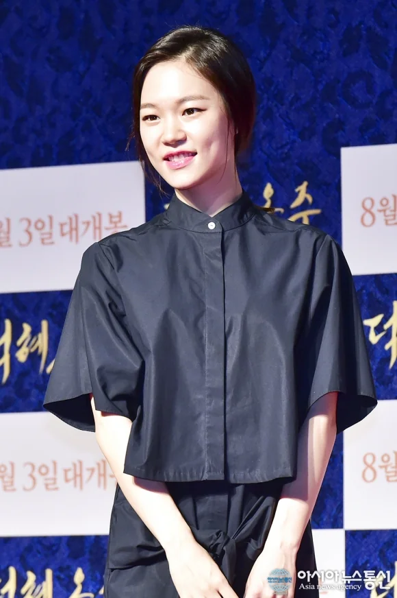 배우 한예리 프로필 사진 2026년 5월 예시 이미지