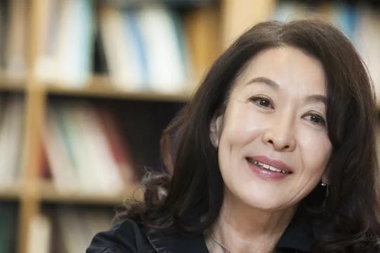 윤석화 근황 뇌종양 투병과 관련 이미지