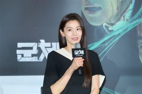 군체 쿠키영상 2026