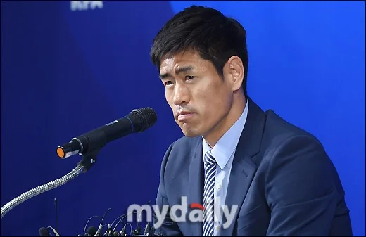설기현 축구선수 사진 2026년 6월