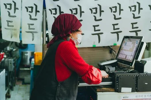 매출 감소 소상공인을 위한 안내