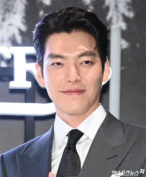 김우빈 배우 사진 2026 안내 이미지